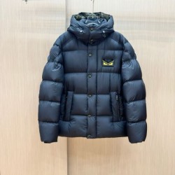 2024FW FENDI フェンデイ 季節を問わず活躍し メンズ用 ダウンジャケット 