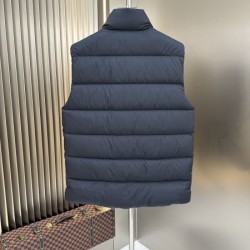 2024FW MONCLER モンクレール 視線を集めて メンズ用 ダウンジャケット 