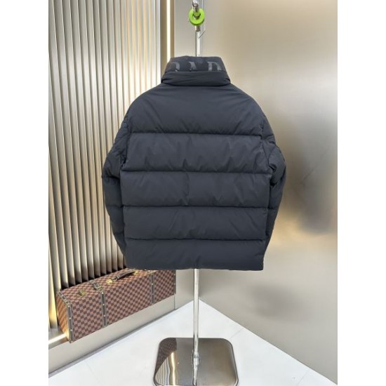 2024FW PRADA プラダ 顧客セール大特価 メンズ用 ダウンジャケット 2024FW PRADA プラダ 顧客セール大特価 メンズ用 ダウンジャケット