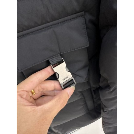 2024FW PRADA プラダ 顧客セール大特価 メンズ用 ダウンジャケット 2024FW PRADA プラダ 顧客セール大特価 メンズ用 ダウンジャケット
