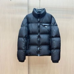 2024FW PRADA プラダ 新作限定お早めに メンズ用 ダウンジャケット 