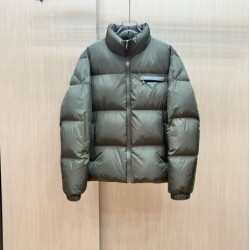 2024FW PRADA プラダ 新作限定お早めに メンズ用 ダウンジャケット 