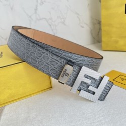 2024FW FENDI フェンデイ 海外でも若者たちに大人気な ベルト