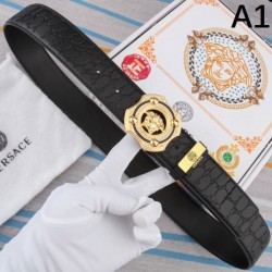 2024FW VERSACE ヴェルサーチェ 秋らしく爽やかな印象 ベルト