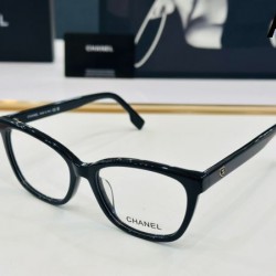 2024FW 透明サングラス CHANEL シャネル トレンドコーデが楽しめ