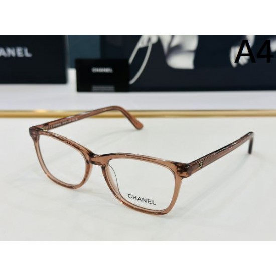 2024FW 透明サングラス CHANEL シャネル 個性的な印象に仕上がり 2024FW 透明サングラス CHANEL シャネル 個性的な印象に仕上がり
