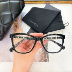 2024FW 透明サングラス CHANEL シャネル 最新の注目ファッション