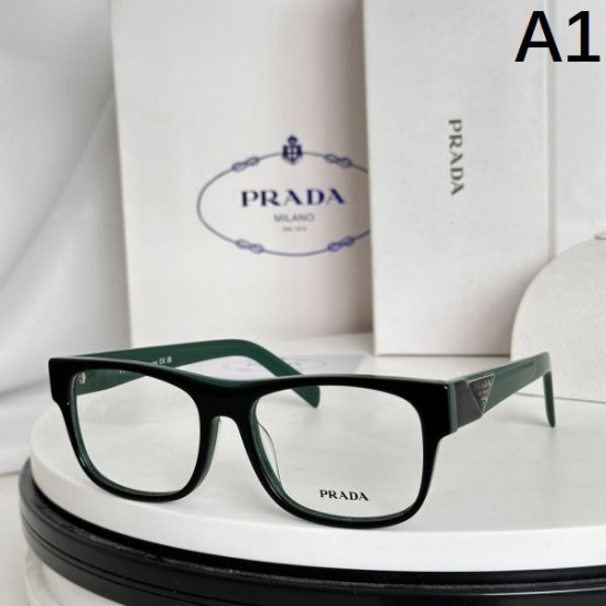 2024FW 透明サングラス PRADA プラダ 雑誌も街も人気アイテム 2024FW 透明サングラス PRADA プラダ 雑誌も街も人気アイテム