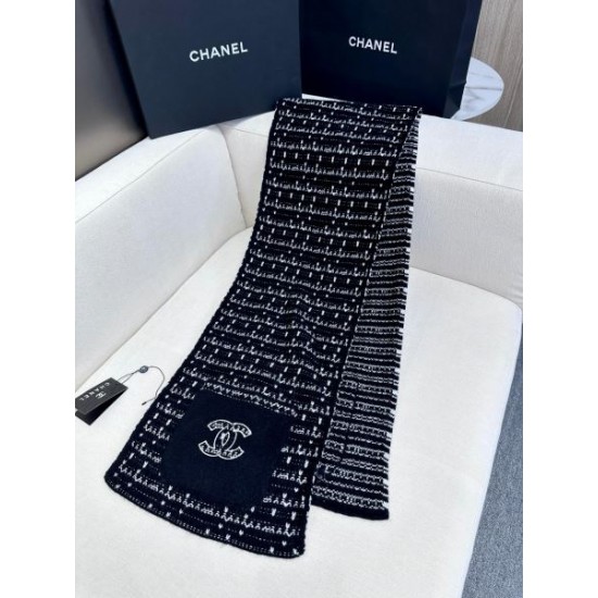 2024FW スカーフ CHANEL シャネル 主役になる個性的なアイテム 2024FW スカーフ CHANEL シャネル 主役になる個性的なアイテム