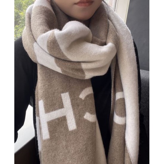2024FW スカーフ CHANEL シャネル ファション人に必須アイテム 2024FW スカーフ CHANEL シャネル ファション人に必須アイテム