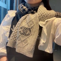 2024FW スカーフ CHANEL シャネル おしゃれ上級者の印象がある