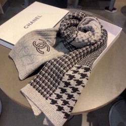 2024FW スカーフ CHANEL シャネル おしゃれ上級者の印象がある