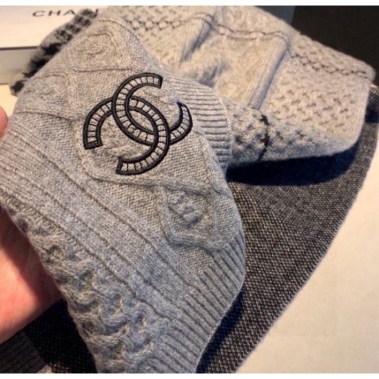 2024FW スカーフ CHANEL シャネル おしゃれ上級者の印象がある 2024FW スカーフ CHANEL シャネル おしゃれ上級者の印象がある