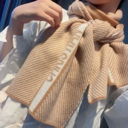 2024FW スカーフ DIOR ディオール  今やセレブ御用達で大人気の