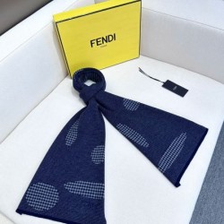 2024FW スカーフ FENDI フェンデイ 上品カジュアルな雰囲気に