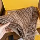 2024FW スカーフ FENDI フェンデイ 今秋のお気に入りスタイル