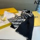 2024FW スカーフ FENDI フェンデイ きれいめな印象で着こなし 2024FW スカーフ FENDI フェンデイ きれいめな印象で着こなし