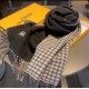 2024FW スカーフ FENDI フェンデイ トレンドのコーディネート 2024FW スカーフ FENDI フェンデイ トレンドのコーディネート
