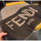 2024FW スカーフ FENDI フェンデイ トレンドのコーディネート 2024FW スカーフ FENDI フェンデイ トレンドのコーディネート