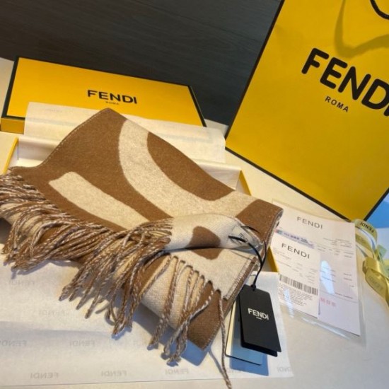 2024FW スカーフ FENDI フェンデイ 雑誌にも人気掲載アイテム 2024FW スカーフ FENDI フェンデイ 雑誌にも人気掲載アイテム