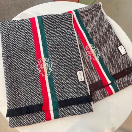 2024FW スカーフ GUCCI グッチ 人気沸騰中!おしゃれ新品 2024FW スカーフ GUCCI グッチ 人気沸騰中!おしゃれ新品