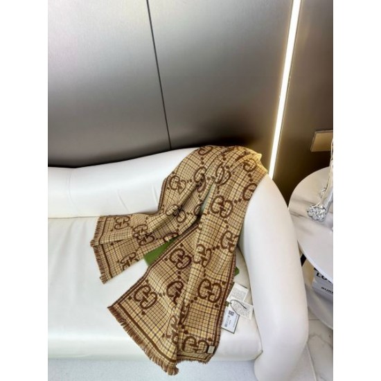 2024FW スカーフ GUCCI グッチ 先シーズンに引き続き新品 2024FW スカーフ GUCCI グッチ 先シーズンに引き続き新品