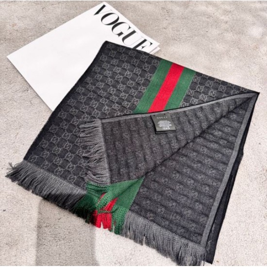 2024FW スカーフ GUCCI グッチ 気軽におしゃれを楽しめる 2024FW スカーフ GUCCI グッチ 気軽におしゃれを楽しめる