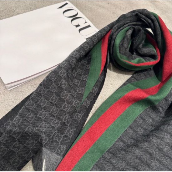 2024FW スカーフ GUCCI グッチ 気軽におしゃれを楽しめる 2024FW スカーフ GUCCI グッチ 気軽におしゃれを楽しめる