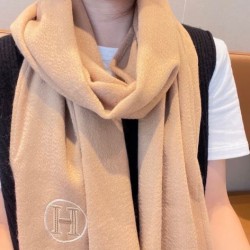 2024FW スカーフ HERMES エルメス セレブや芸能人からも愛用