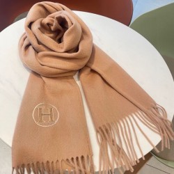2024FW スカーフ HERMES エルメス セレブや芸能人からも愛用