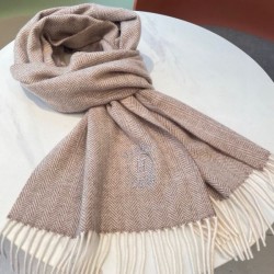 2024FW スカーフ HERMES エルメス 海外セレブが注目アイテム