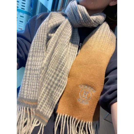 2024FW スカーフ HERMES エルメス 特に話題なの上品 即完売 2024FW スカーフ HERMES エルメス 特に話題なの上品 即完売