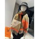 2024FW スカーフ LOEWE ロエベ この秋最高に人気ブランド 2024FW スカーフ LOEWE ロエベ この秋最高に人気ブランド