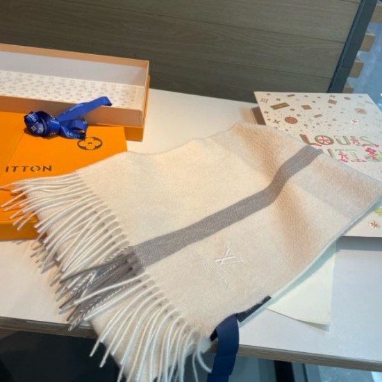 2024FW スカーフ LOUIS VUITTON ルイヴィトン おしゃれを楽しむ！