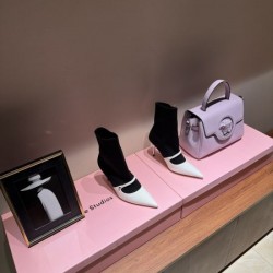 JIMMY CHOO ジミーチュウ 2024FW レディース用 ブーツ 人気急上昇