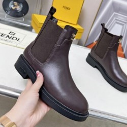 FENDI フェンデイ 2024FW レディース用 ブーツ 見逃せない今秋新作
