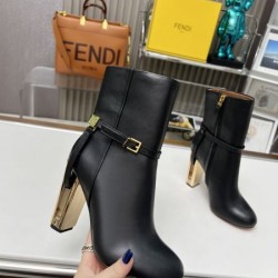 FENDI フェンデイ 2024FW レディース用 ブーツ 秋冬注目の商品厳選