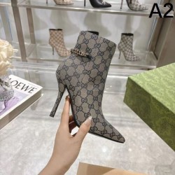 GUCCI グッチ 2024FW レディース用 ブーツ 大人の色気を印象に