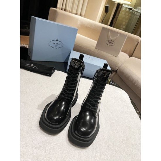 PRADA プラダ 2024FW レディース用 ブーツ 新作限定人気沸騰中 PRADA プラダ 2024FW レディース用 ブーツ 新作限定人気沸騰中