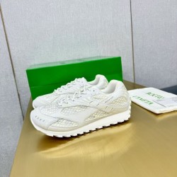 BOTTEGA VENETA ボッテガヴェネタ 2024FW レディース用 スニーカー 海外先行発売！
