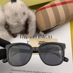 2024FW サングラス BURBERRY バーバリー 最新人気話題沸騰中