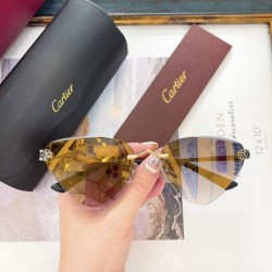 2024FW サングラス CARTIER カルティエ 今っぽいスタイルに決まる 