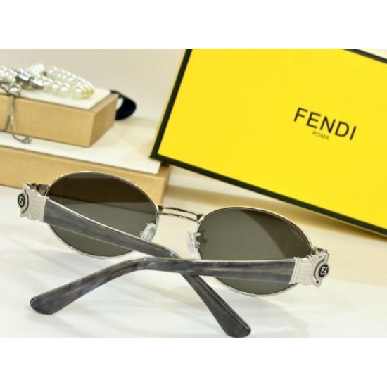 2024FW サングラス FENDI フェンデイ 先シーズンに引き続き新品