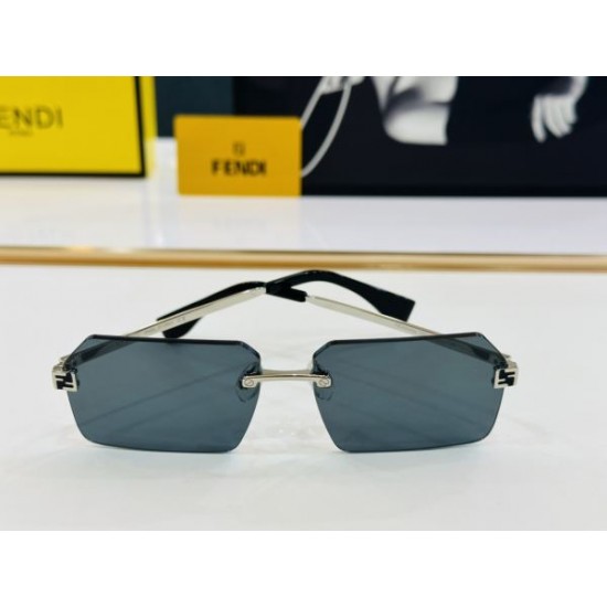 2024FW サングラス FENDI フェンデイ カジュアルな雰囲気があり 2024FW サングラス FENDI フェンデイ カジュアルな雰囲気があり