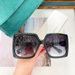 2024FW サングラス GUCCI グッチ 上品カジュアルな雰囲気に