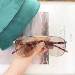 2024FW サングラス GUCCI グッチ きれいめな印象で着こなし