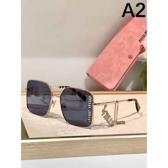 2024FW サングラス MIU MIU ミュウミュウ 華やかな雰囲気 2024FW サングラス MIU MIU ミュウミュウ 華やかな雰囲気