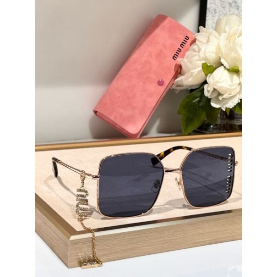 2024FW サングラス MIU MIU ミュウミュウ 華やかな雰囲気 2024FW サングラス MIU MIU ミュウミュウ 華やかな雰囲気