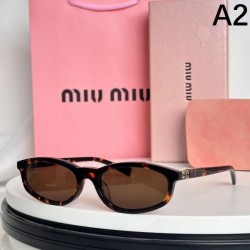 2024FW サングラス MIU MIU ミュウミュウ 芸能人着用商品