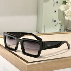 2024FW サングラス OFF-WHITE オフホワイト 季節を問わず活躍し 